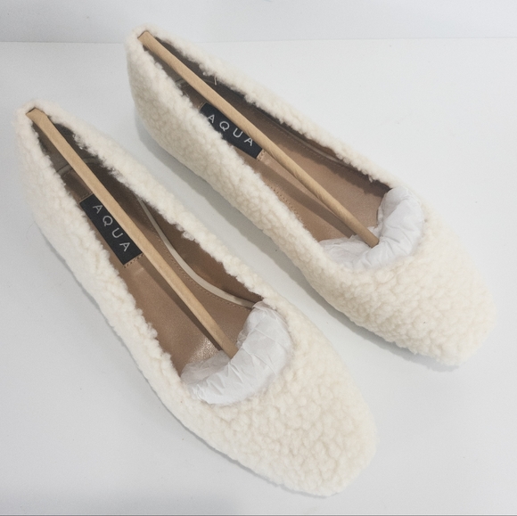 Aqua Ellie Slip On Flats Ivory - Picture 3 of 4